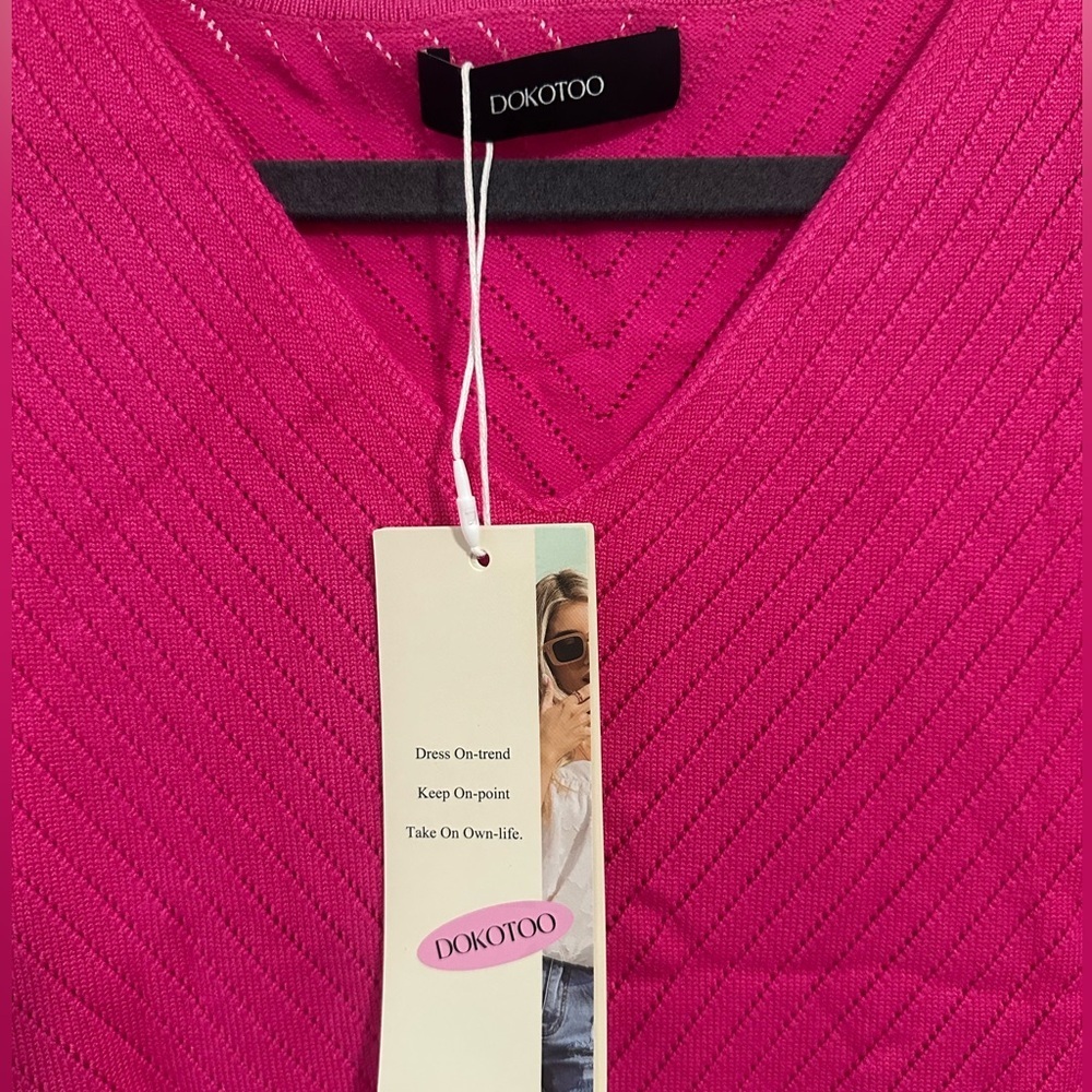Chic Fuchsia V-Neck Women's Blouse - Picture 8 of 15